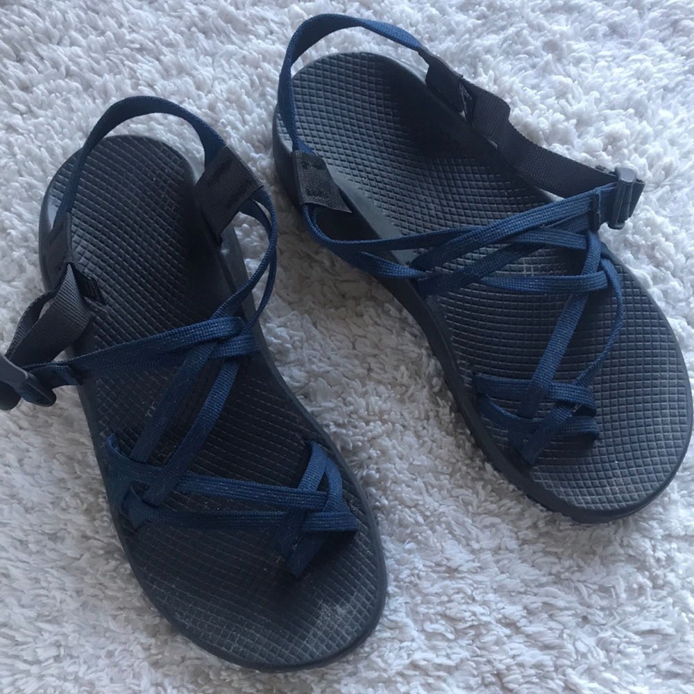 Chacos, Criss Cross Design, Blue